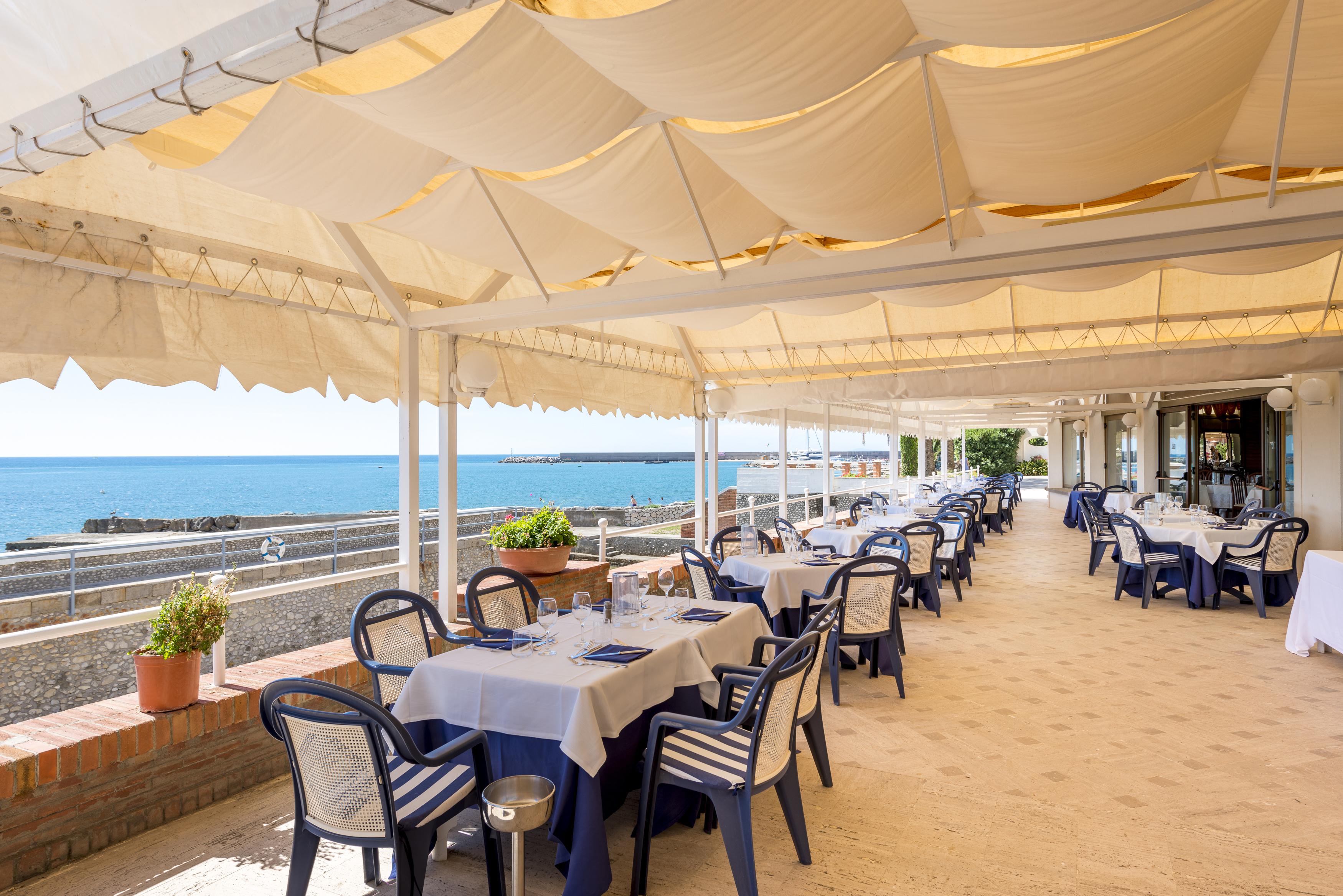 Hotel Ristorante Maga Circe سان فيليس سيرسيو المظهر الخارجي الصورة